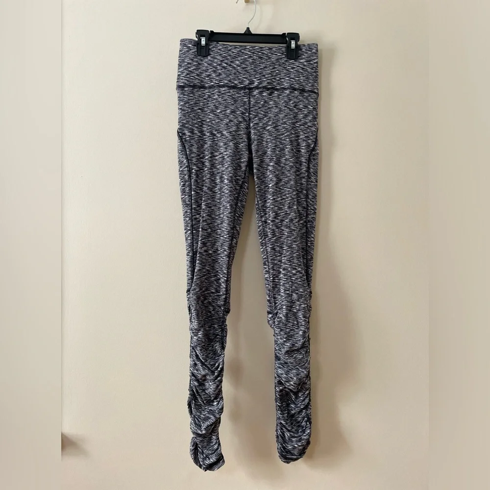 LULULEMON Ready To Rulu Tight 28” Spaced Out Space Dye Black White Size 6